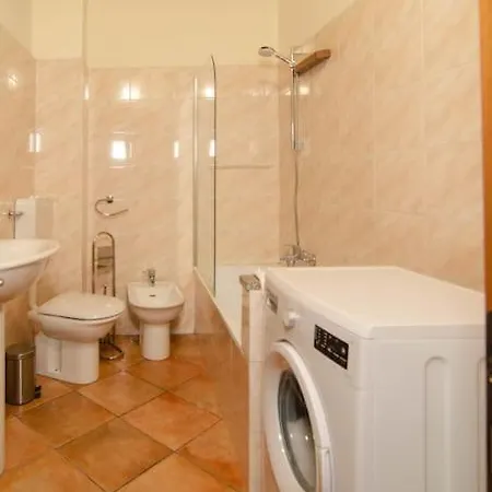 Apartment Borgo Delle Colonne 16
