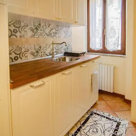 Apartment Borgo Delle Colonne 16
