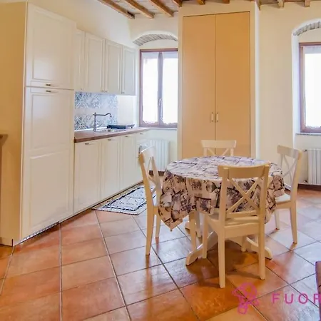 Borgo Delle Colonne 16 Parma
